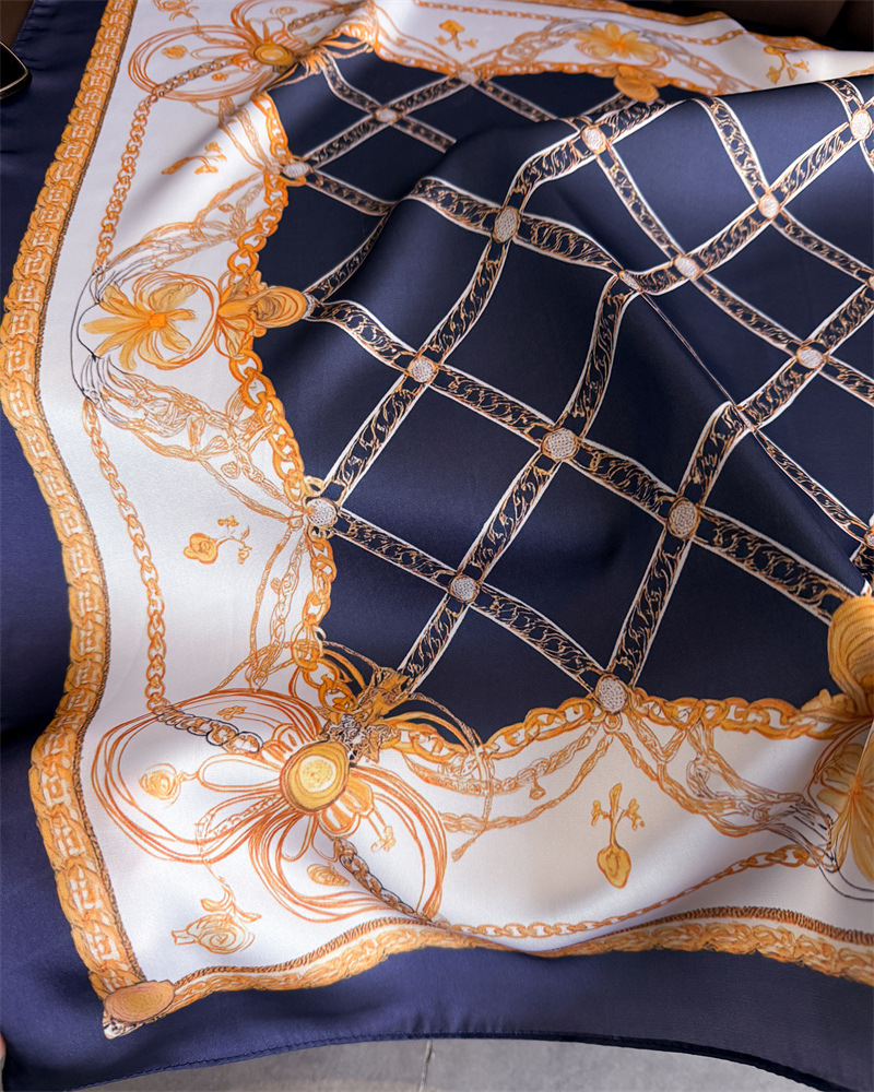 Blue Classic Chain Print Squar - Face Scarf Mask recension och pris
