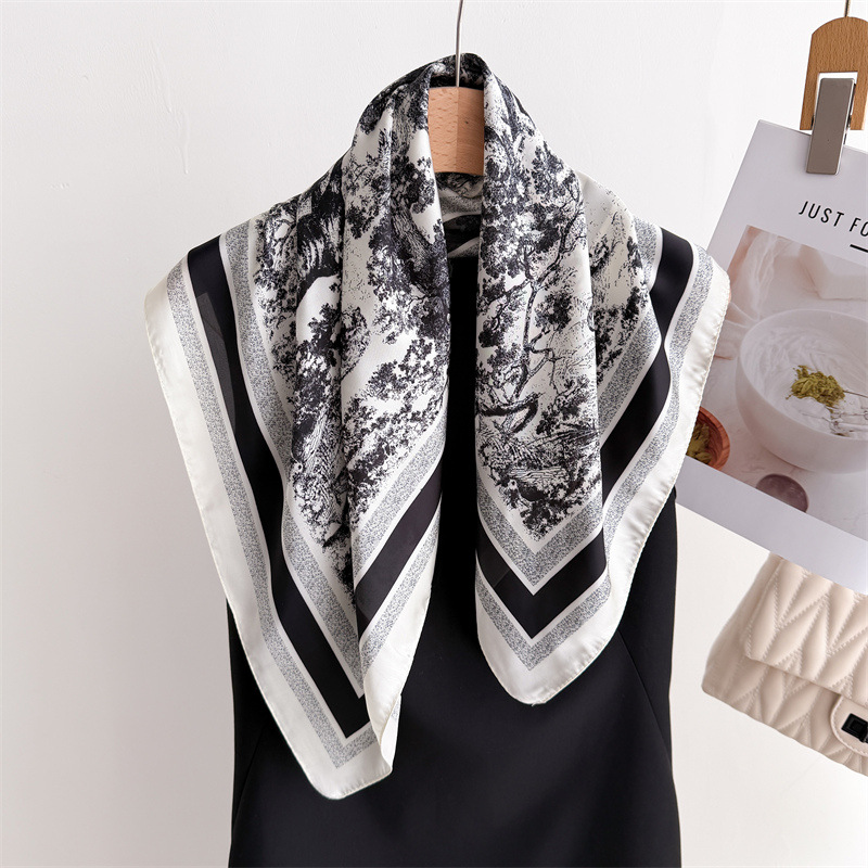 Luxury Jungle Printed Scarves  - Face Scarf Mask recension och pris