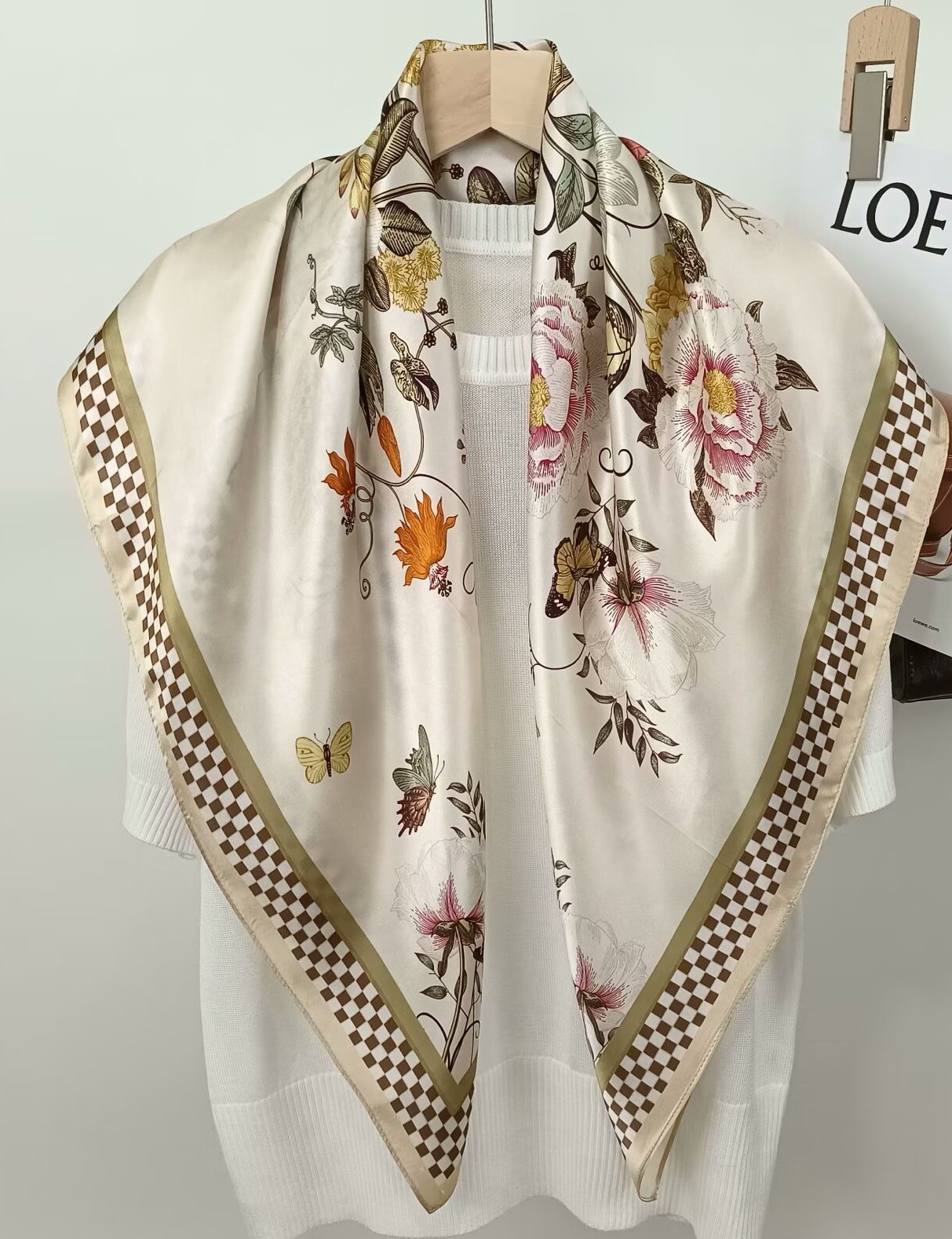 90CM Mulberry Silk Printed Squ - Face Scarf Mask recension och pris