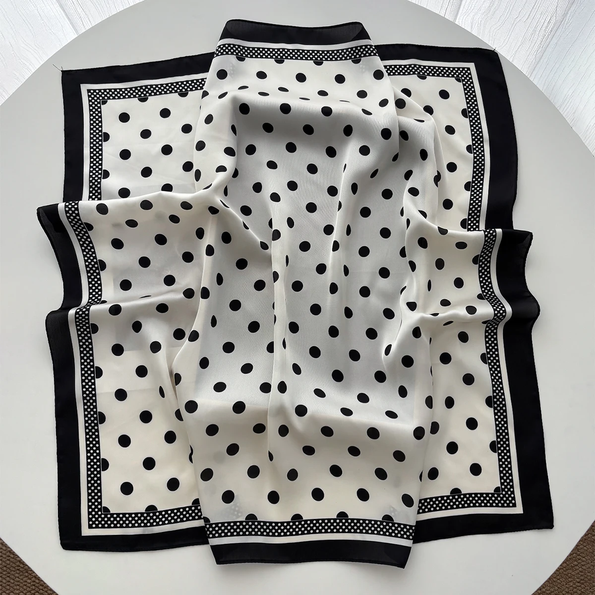 Women Elegant Soft Satin Squar - Face Scarf Mask recension och pris